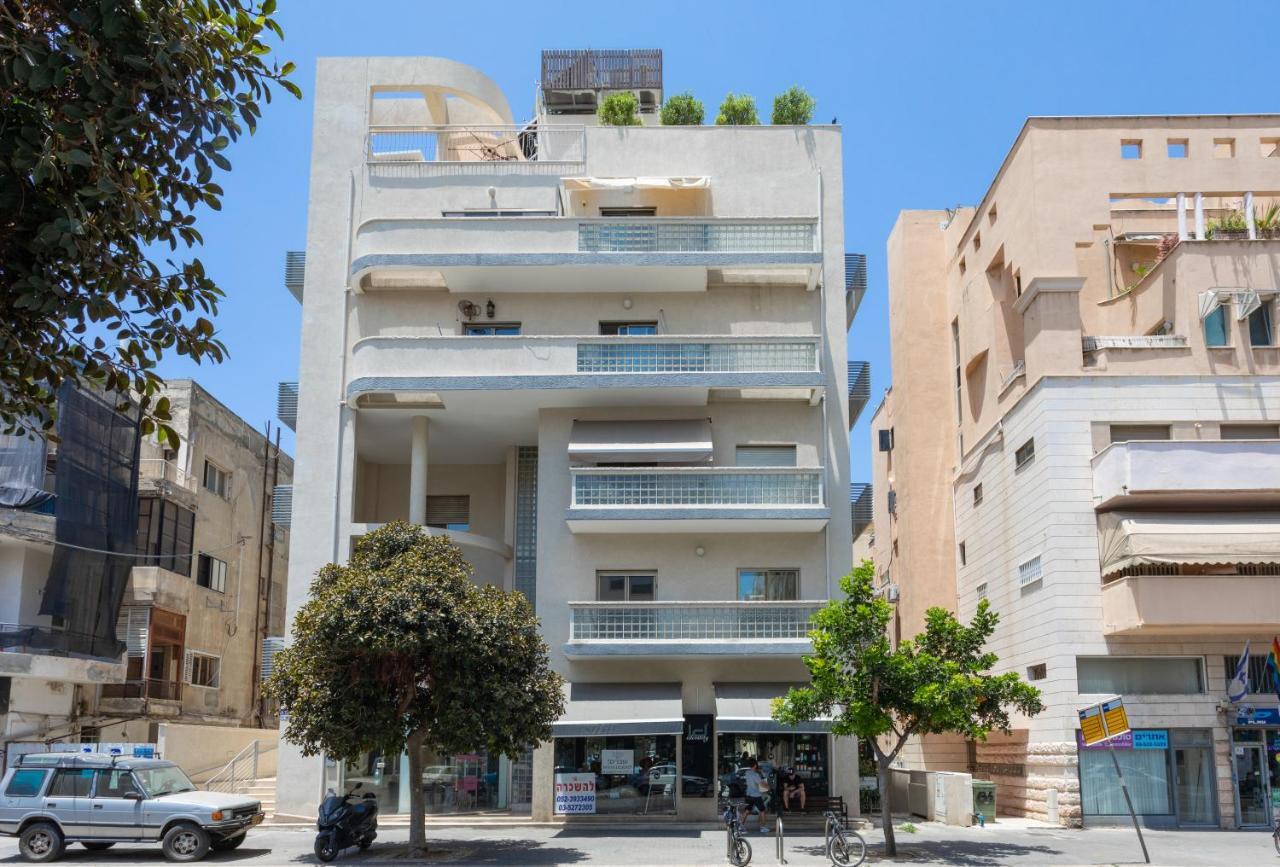 Moon Light By Holyguest * Tel Aviv